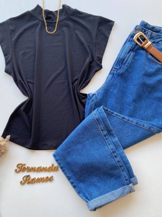 Blusa Feminina Tee Muscle Sabrina Gola Alta Preta - Fernanda Ramos Store