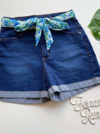 Short Jeans Feminino Cintura Alta com Cinto Estampado - Fernanda Ramos Store